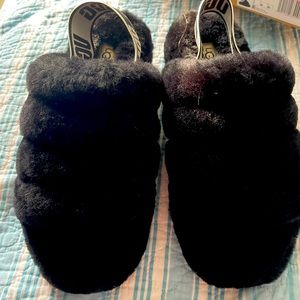 UGG Fluff Yeah slide